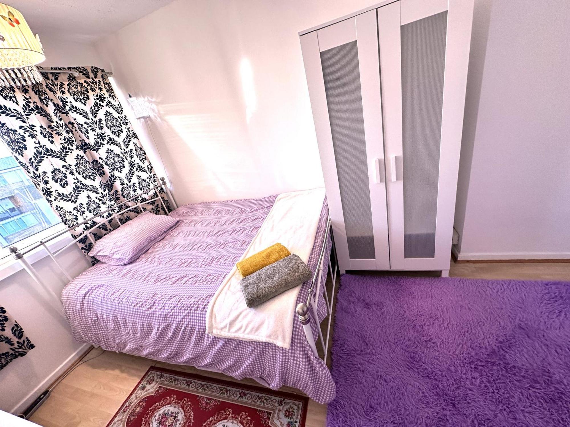 Excellent Double Rooms In Cheap Rate Around Central Londra Exterior foto