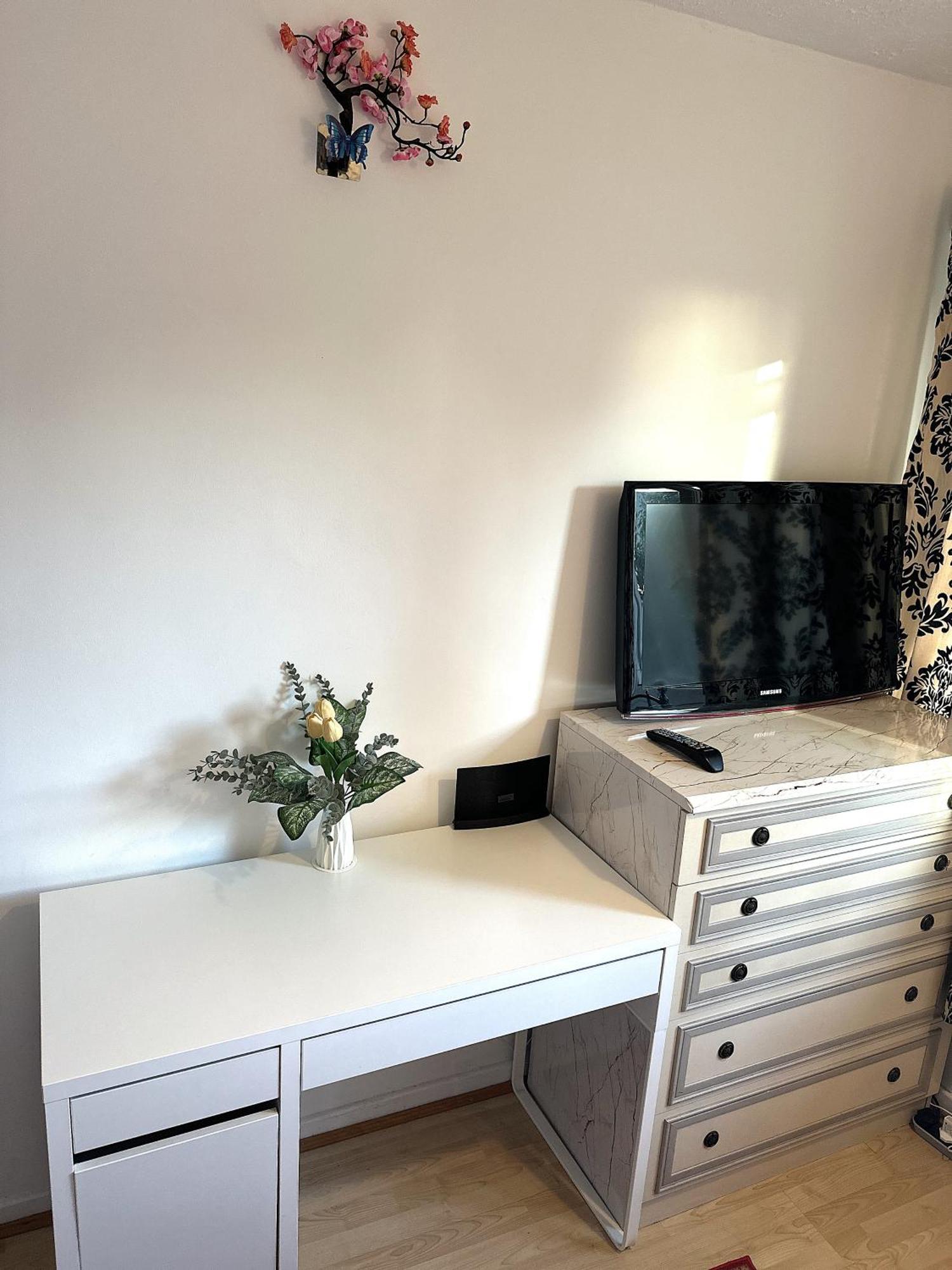 Excellent Double Rooms In Cheap Rate Around Central Londra Exterior foto